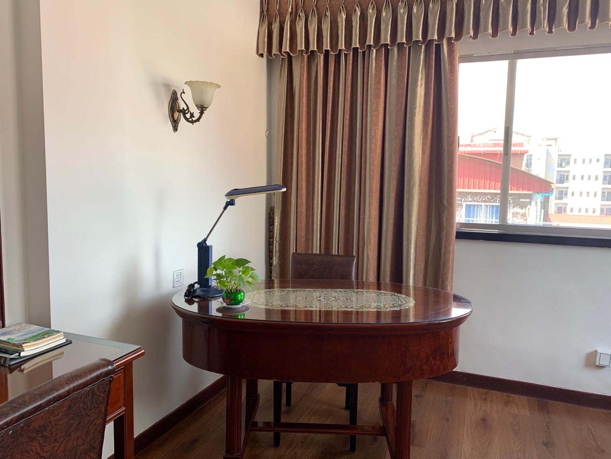 Chung Hsin Hotel 中信酒店 Phnom Penh Eksteriør bilde